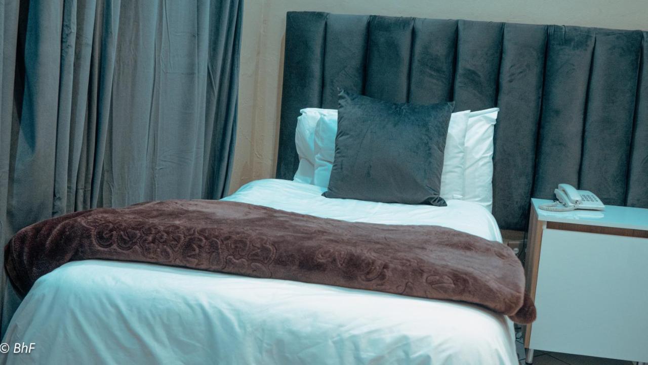 Henry George Guest House Pretoria-Noord Kültér fotó