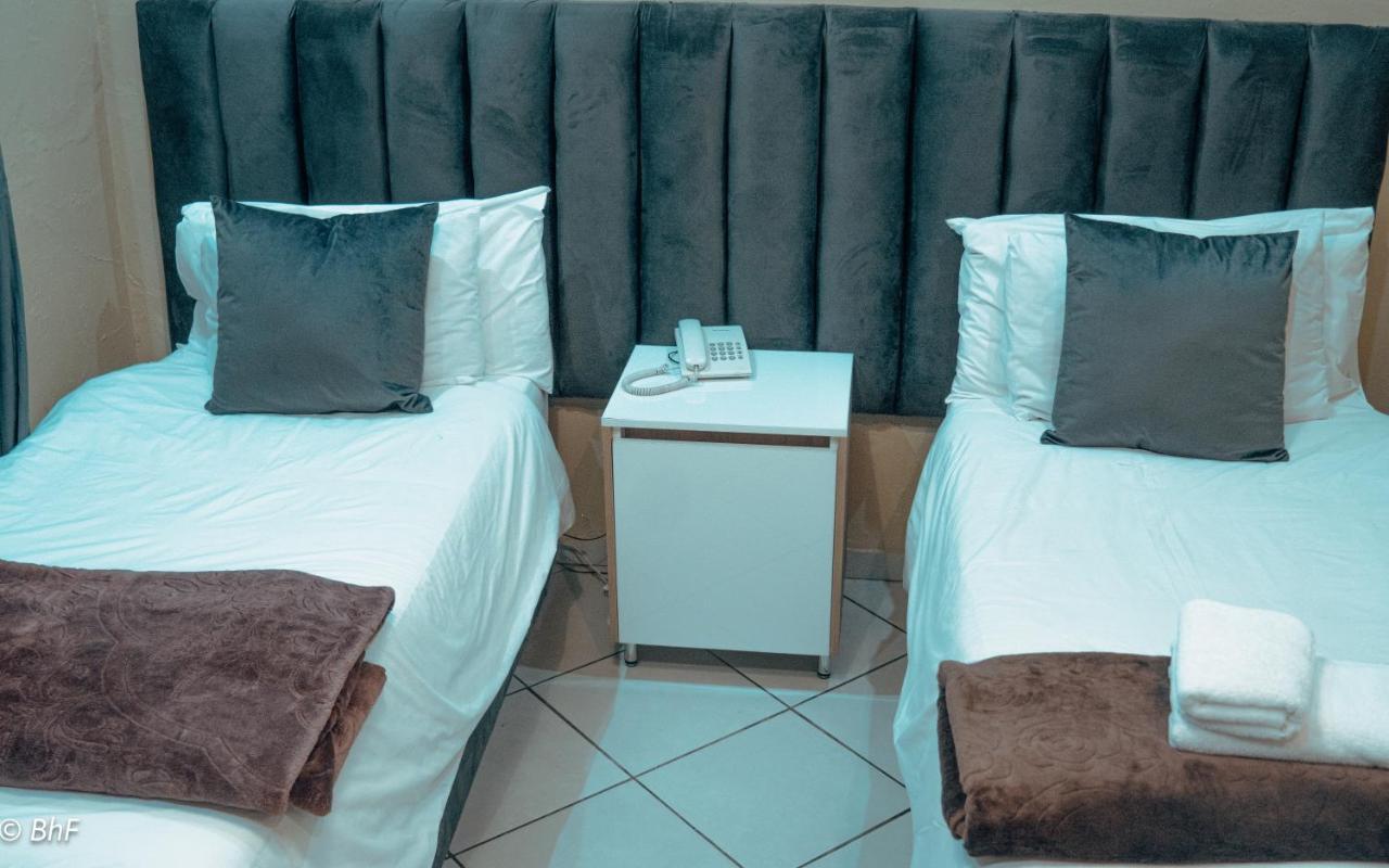 Henry George Guest House Pretoria-Noord Kültér fotó